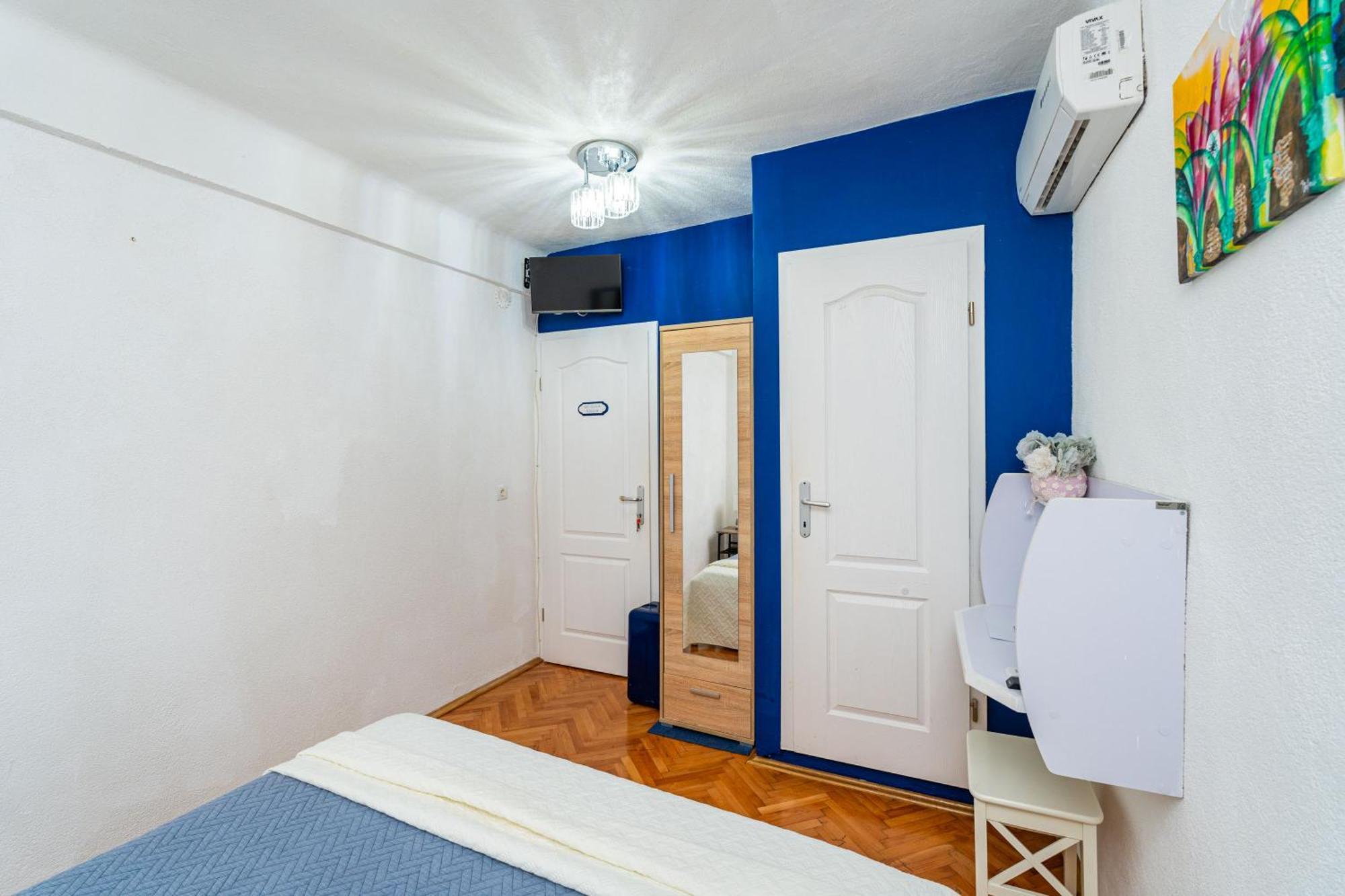 ホテル ルームズ オールドタウン ドゥブロブニク 部屋 写真